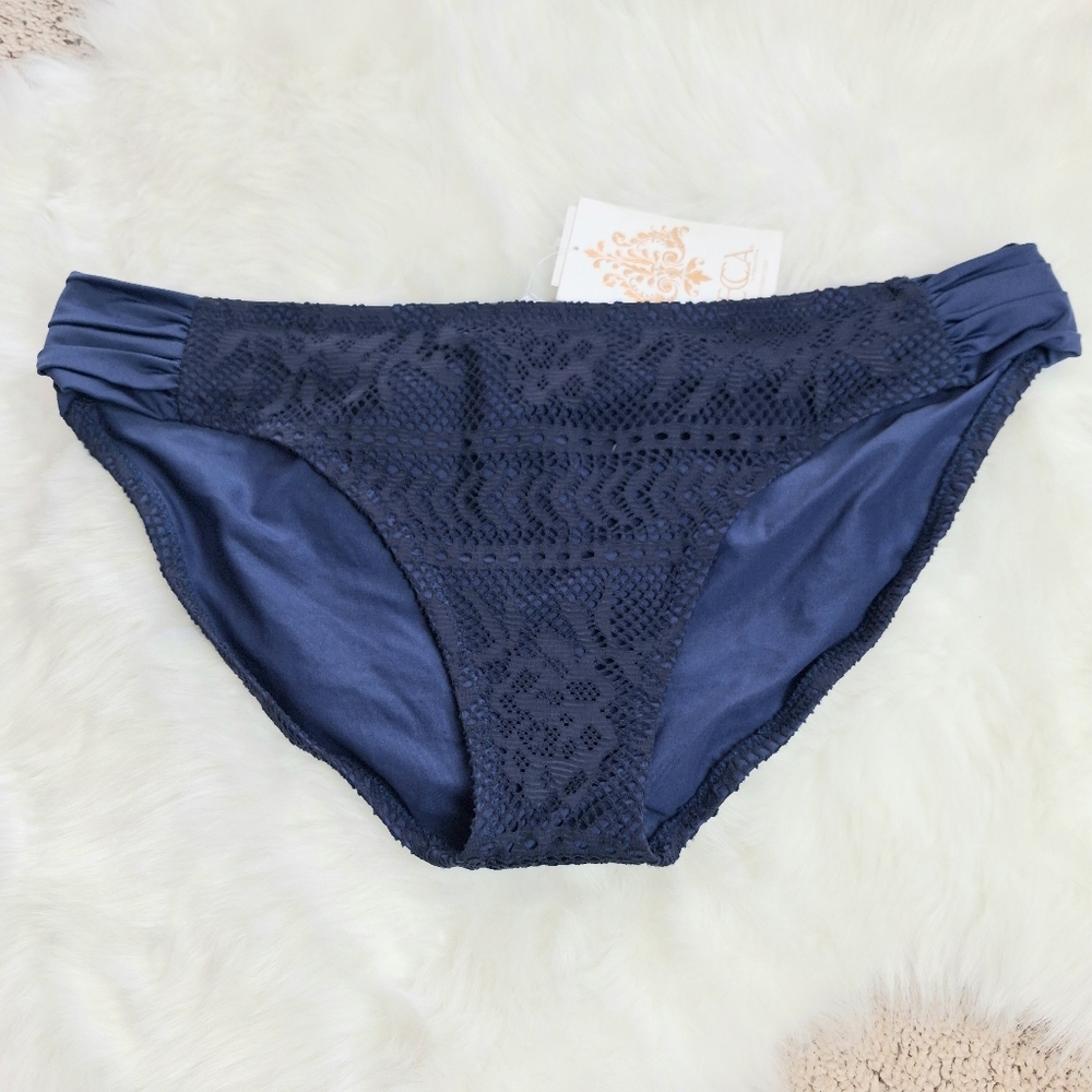 New Becca Swim Navy Blue Crochet Lace Hipster Bikini Bottoms Ruched Size X Large